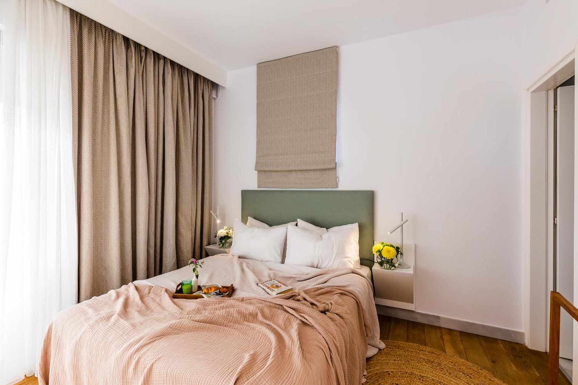 Sofia Luxury * Paphos