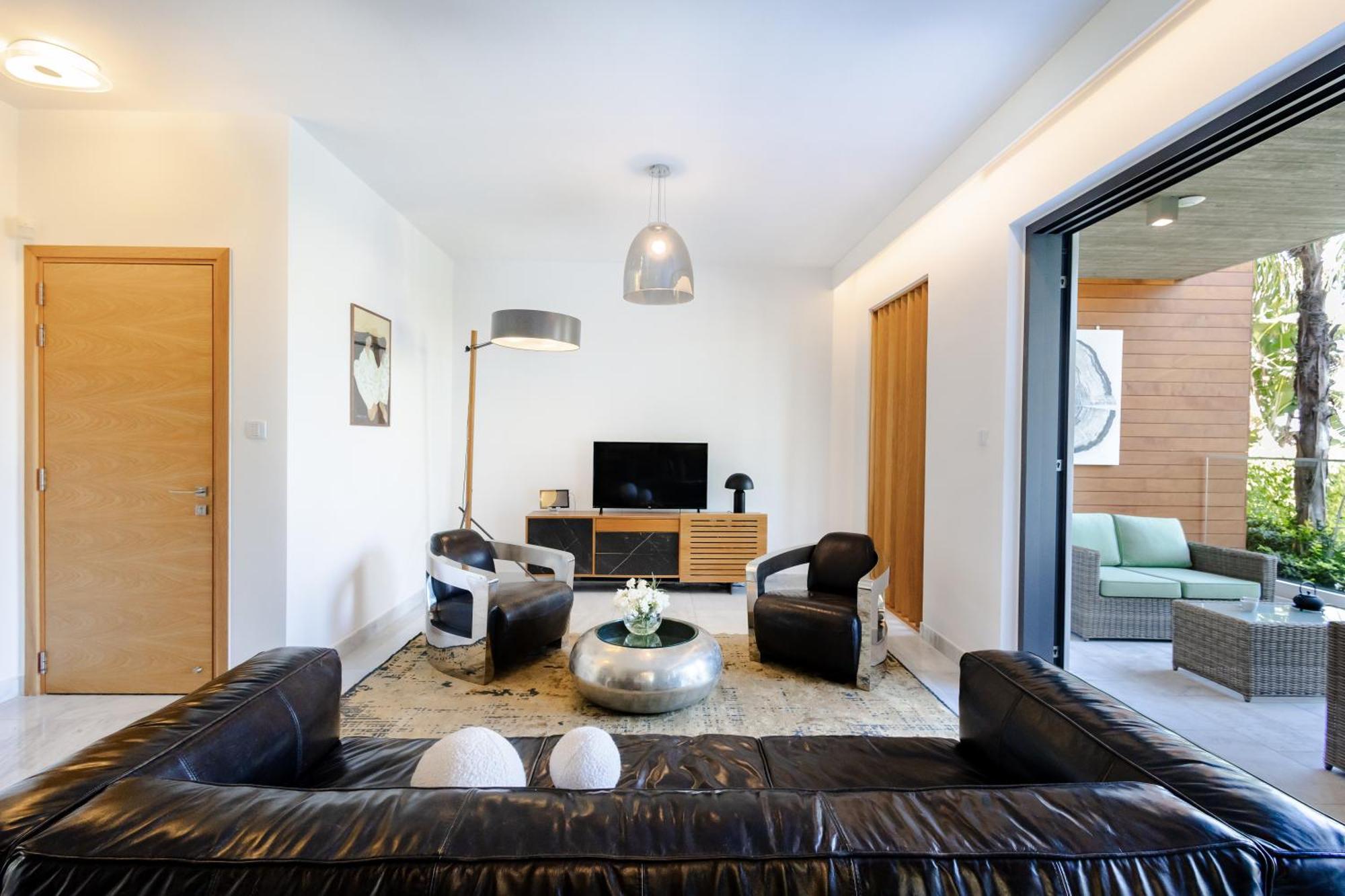 Sofia Luxury - Premium With Pool & Bbq, Rooftop Terrace, 5 Min To Sea Apartment Paphos