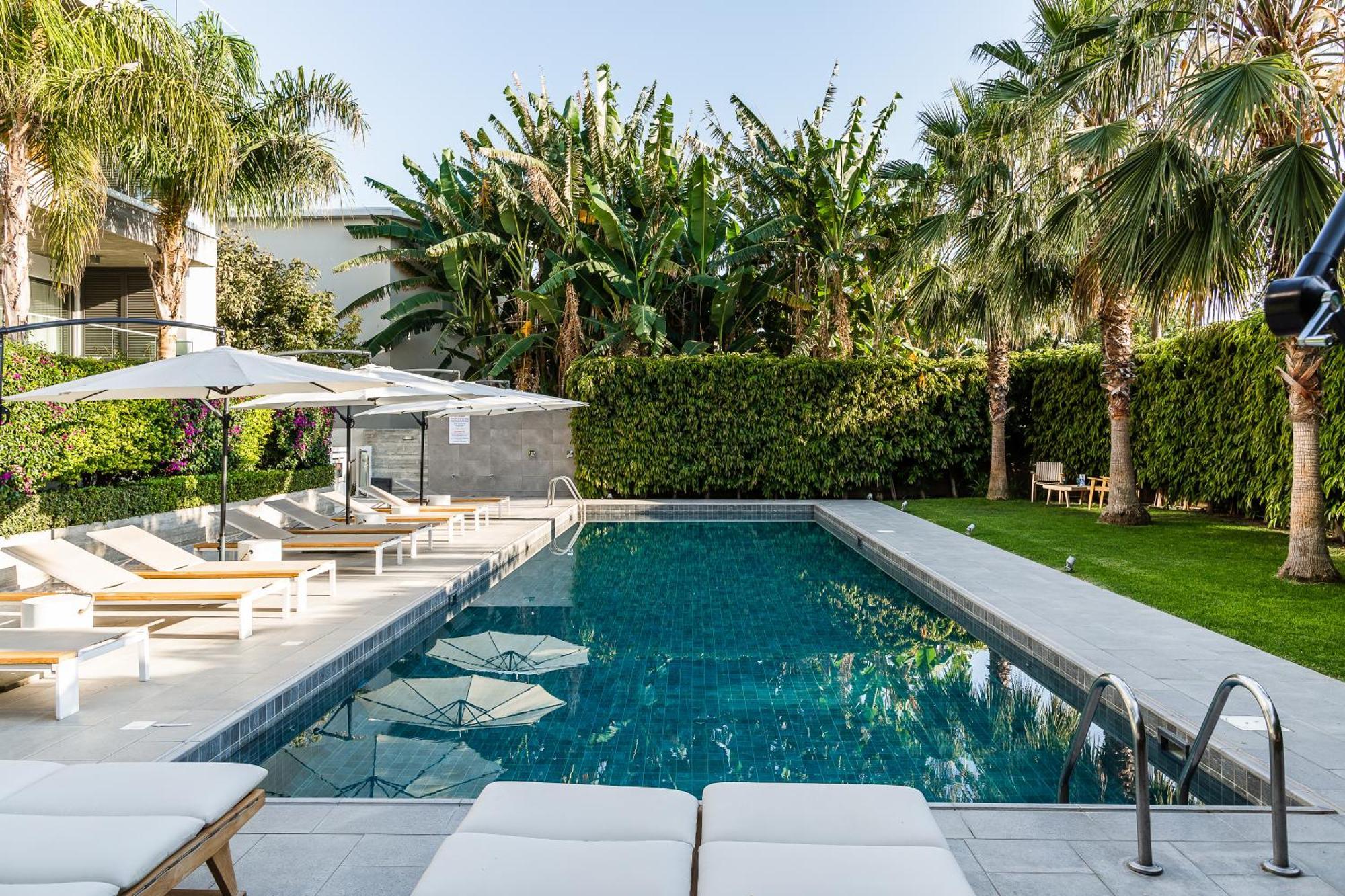 Sofia Luxury - Premium With Pool & Bbq, Rooftop Terrace, 5 Min To Sea Apartment