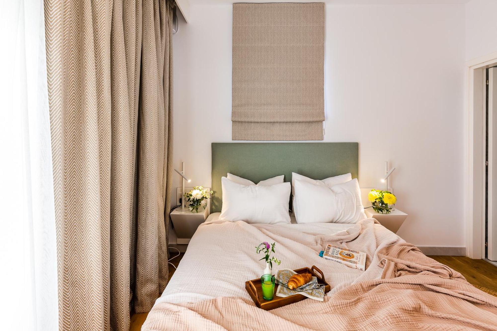 Apartment Sofia Luxury - Premium With Pool & Bbq, Rooftop Terrace, 5 Min To Sea